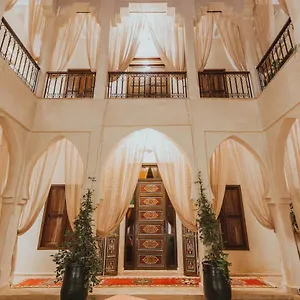 Riad El Hara *****